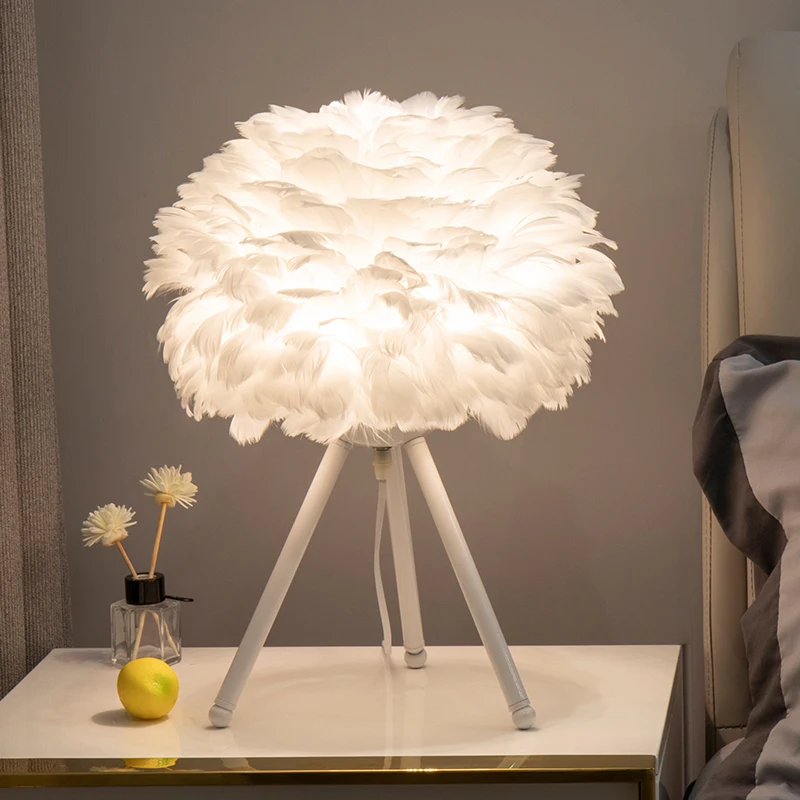 

Modern Table Lamp Led Feather Cloud Lampshade Desk Decor Indoor Lighting Fixture Bedroom Bedside Living Kid Study Night Light