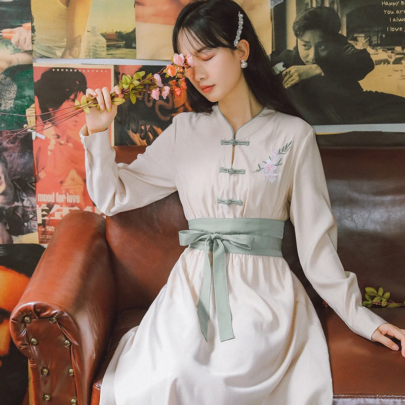Hanfu/винтажное платье в китайском стиле; сезон весна-осень; женские длинные платья с длинными рукавами и цветочной вышивкой из хлопка абрикосового цвета