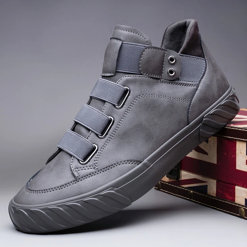 

2019 New Autumn Men Buckle Boots Korean Fashion Men's Casual Shoes Shoes England Joker Desiogners Rubber Boot MS9857
