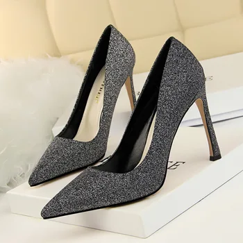 

2020 White heel Carved Heels Women Pumps Artificial PU Pointed Toe Shallow Fashion High Heels 10cm Shoes Women's Wedding Shoes