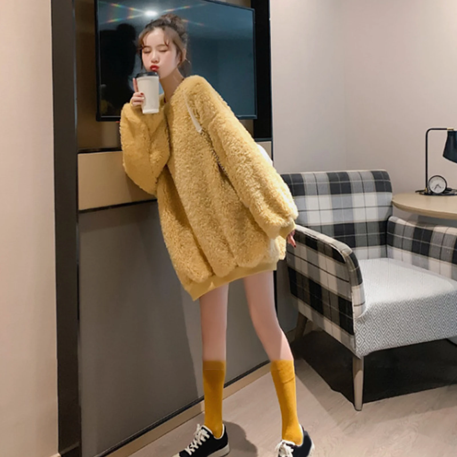 

Oversized Hoodie Blanket With Sleeves Reversible Sweatshirt Solid Winter Fleece Gift For Women Sherpa Giant Plush hoody
