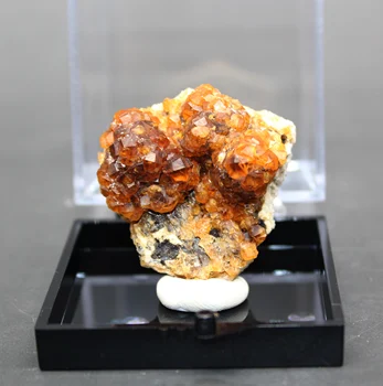 

100% natural Manganese aluminum garnet mineral specimen stones and crystals healing crystals quartz gemstones