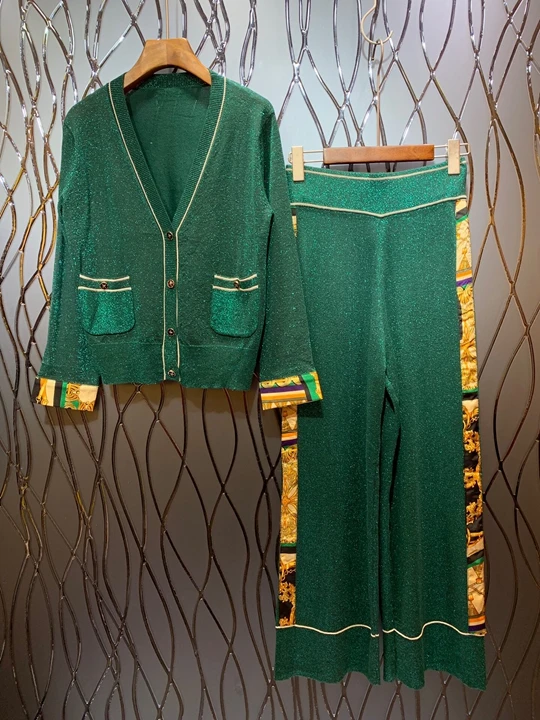 

2019 Early Autumn New Woman V-collar Symmetrical Pocket Button Knitted Card Top + Trousers Casual Suit 807