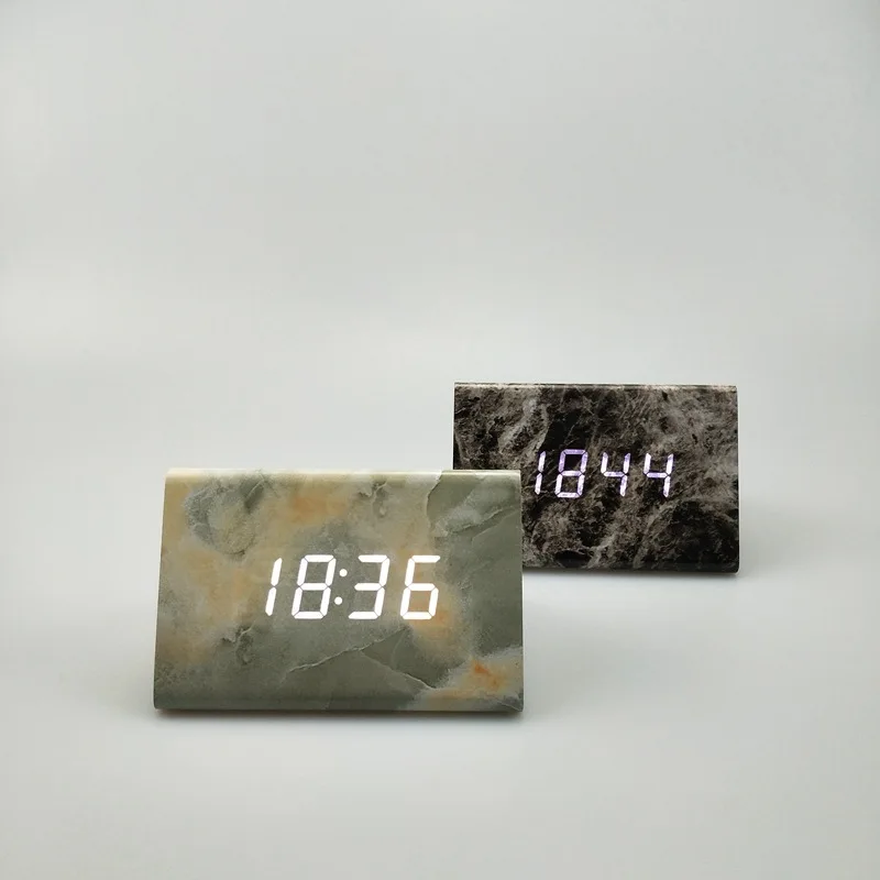 9000755989_1846084930