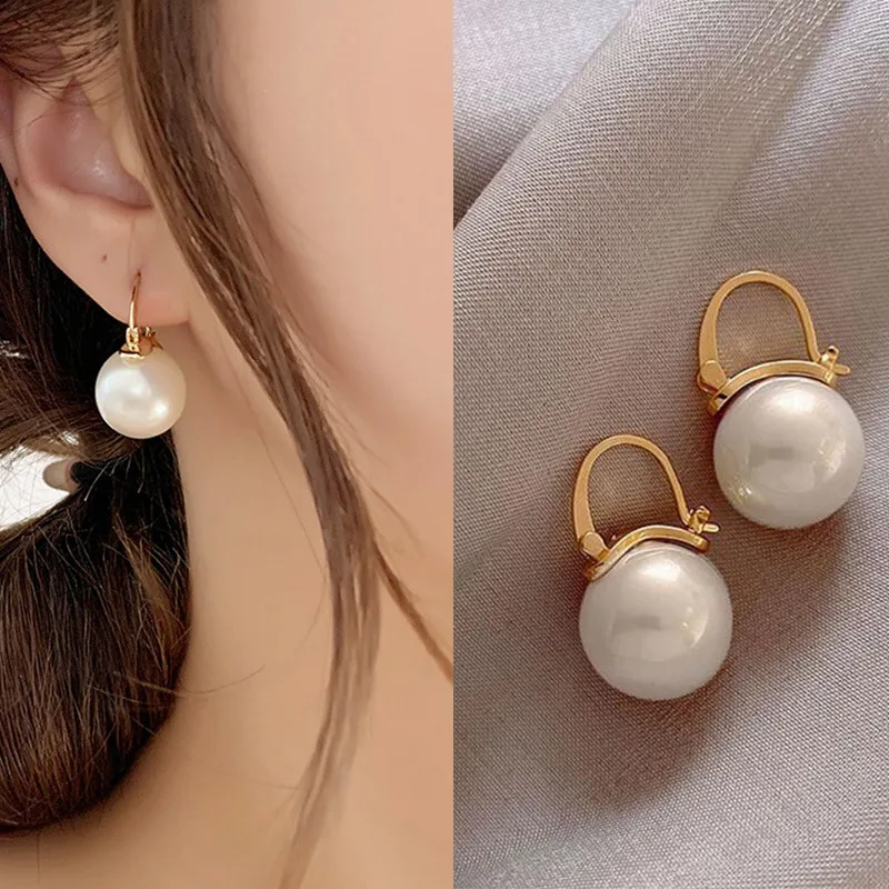 2021 New Elegant Lady Style Pearl Pendant Earrings Fashion Simple Korean Woman's Jewelry Luxury Christmas Party Unusual Earrings - Image 3