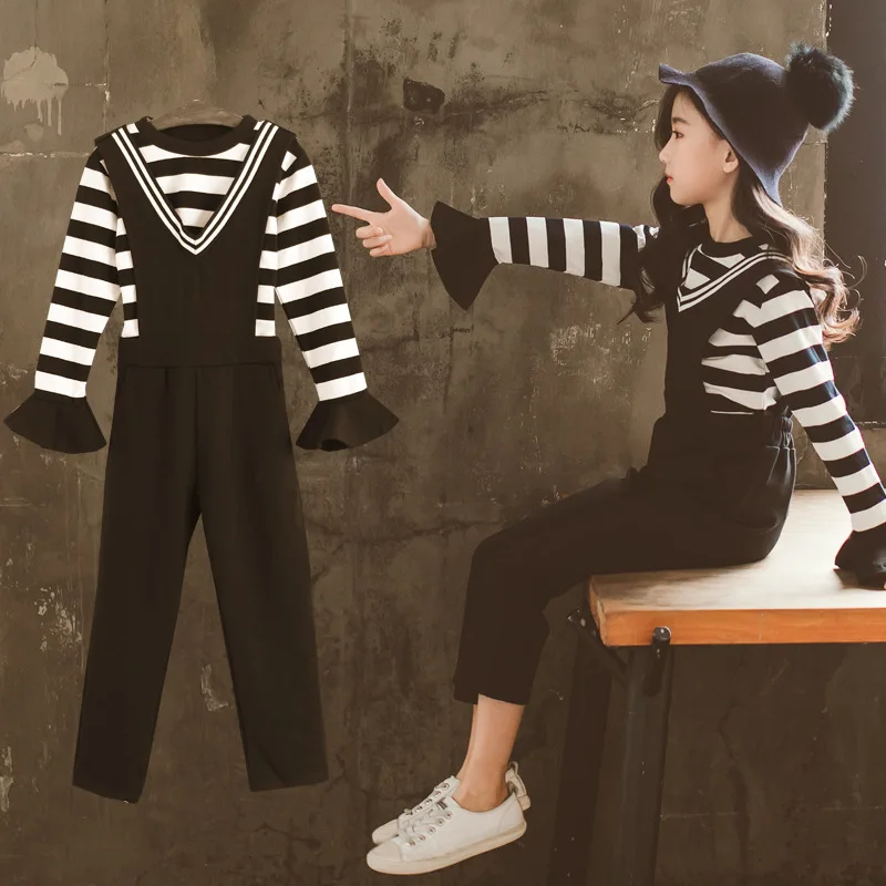 

Korea Style Fall Winter Child Girls Clothes Striped Butterfly Sleeve Pullover Hoodies+Overall Trousers 2 pcs Children Kids Sets