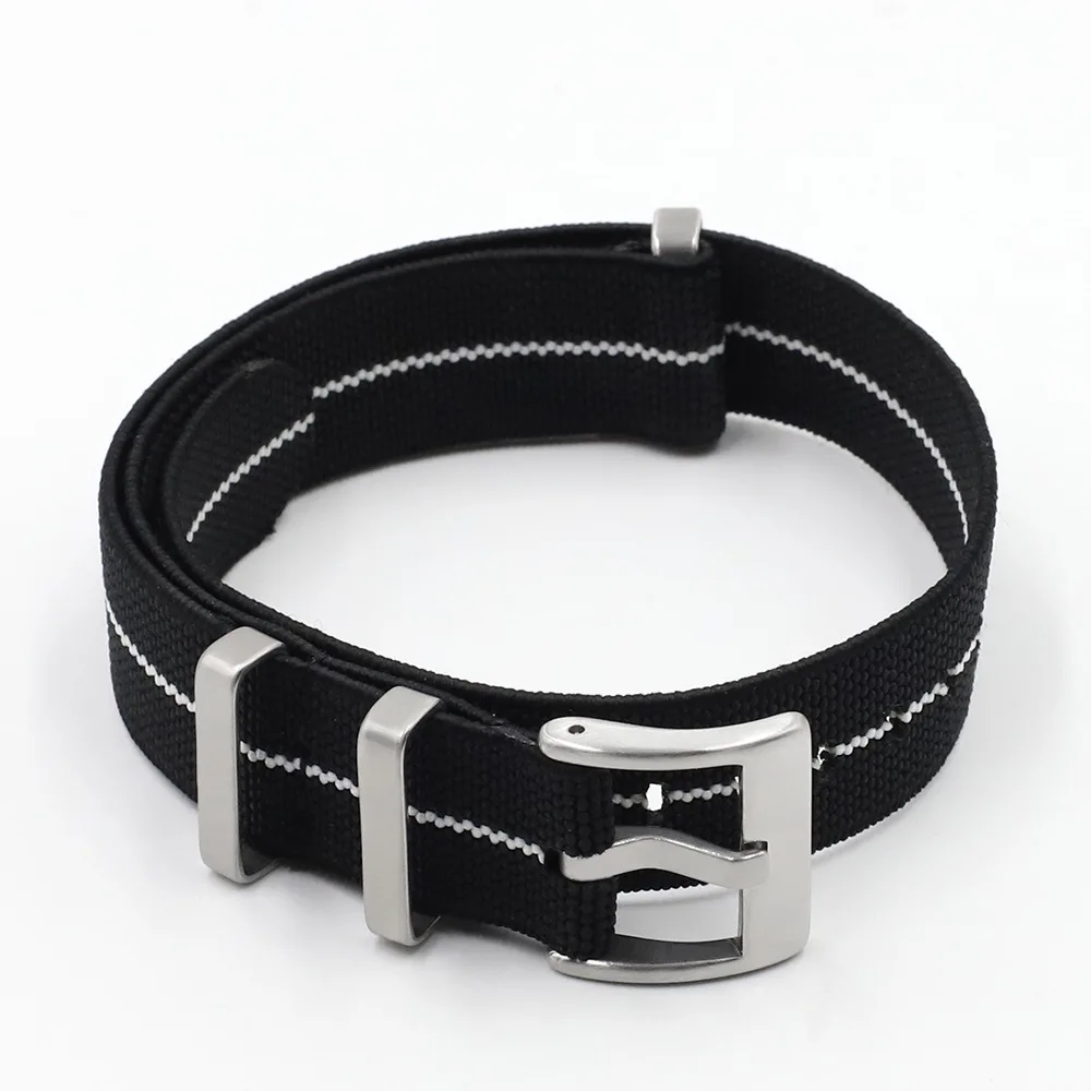 13717045736_2068804735