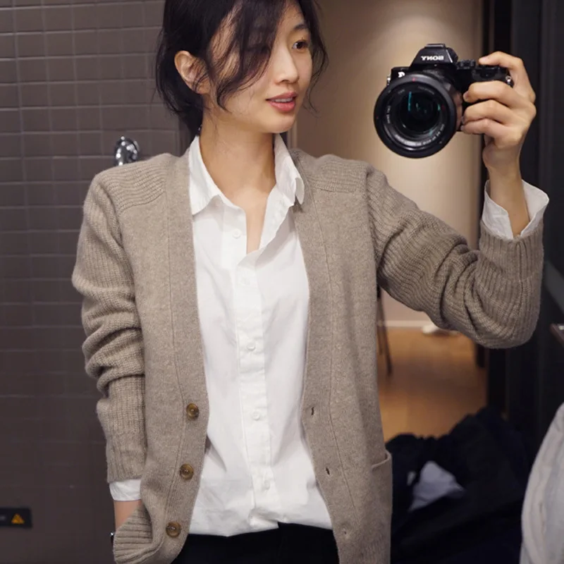 

2019 Spring And Autumn New Style Solid Color Wool Cardigan Women's V Neck Sweater Short Long-sleeve Knitwear Coat