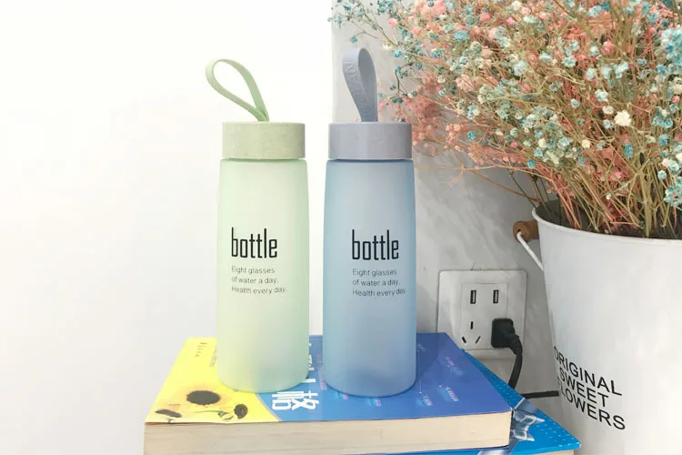Корейский скраб Милая бутылка для воды пластиковые чашки для студентов Пара ручная чашка креативная портативная чашка для воды гидро колба кофейная чашка путешествия