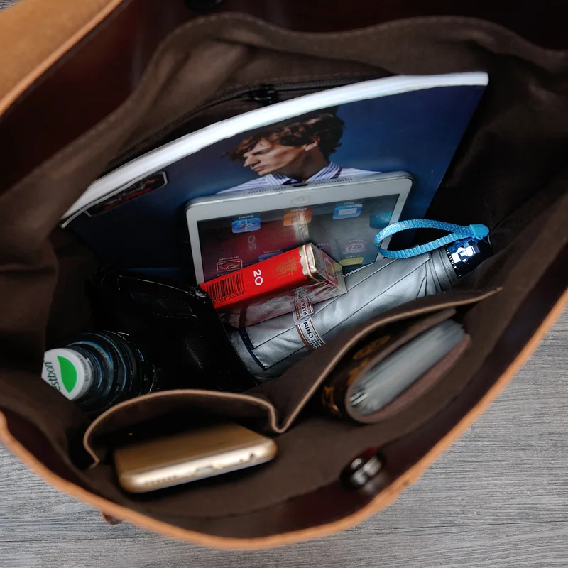 2597567697_1448623844