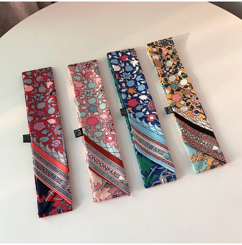 Рисунок 5 - Брендовый женский шарф-сумка