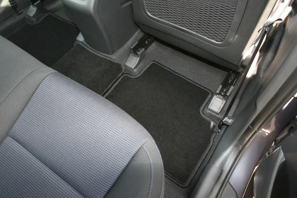 Коврики в салон Klever для HYUNDAI Tucson-> кросс., 5 шт.(текстиль) KLEVER03205822110kh