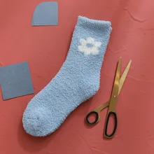 Забавные женские носочки; модные домашние мягкие носки-тапочки для девочек; теплые женские носки с цветочным принтом для сна