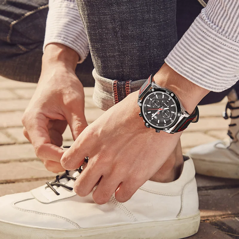 Мужские кварцевые часы с синим циферблатом водонепроницаемые до 30 м серебристые