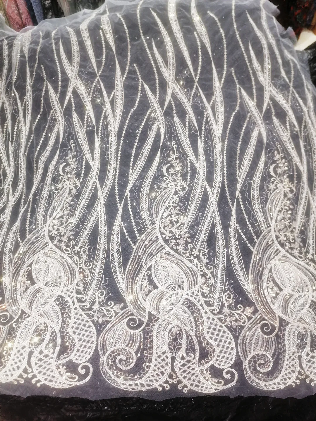 

Latest Premium White bead embroidery French mesh lace white bead African fabric for wedding dress/evening dress Heary-work lace