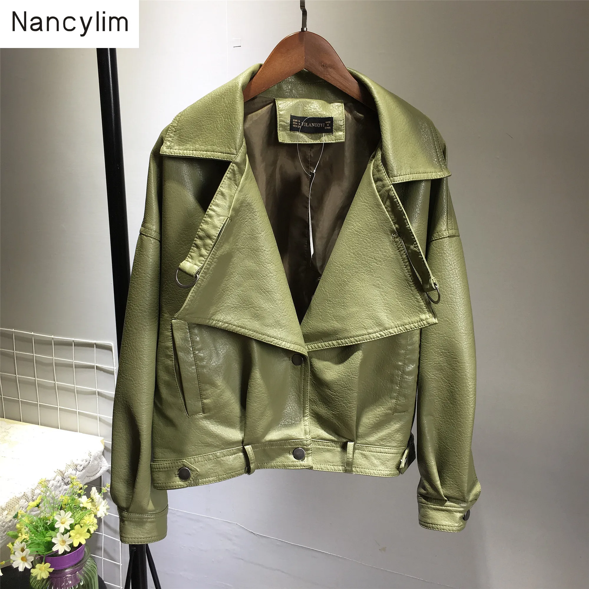

Woman Large Turn-lapel Loose PU Leather Jacket Female Autumn Winter New Locomotive Leather Jackets Ladies Short Slim Coat