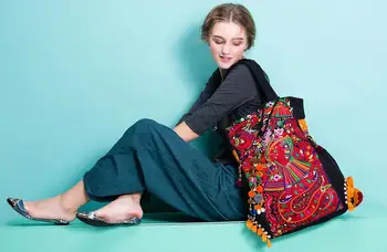 

2020 Embroidered Leisure Bag Travel Bag Shoulder Bag Canvas Bag national bag