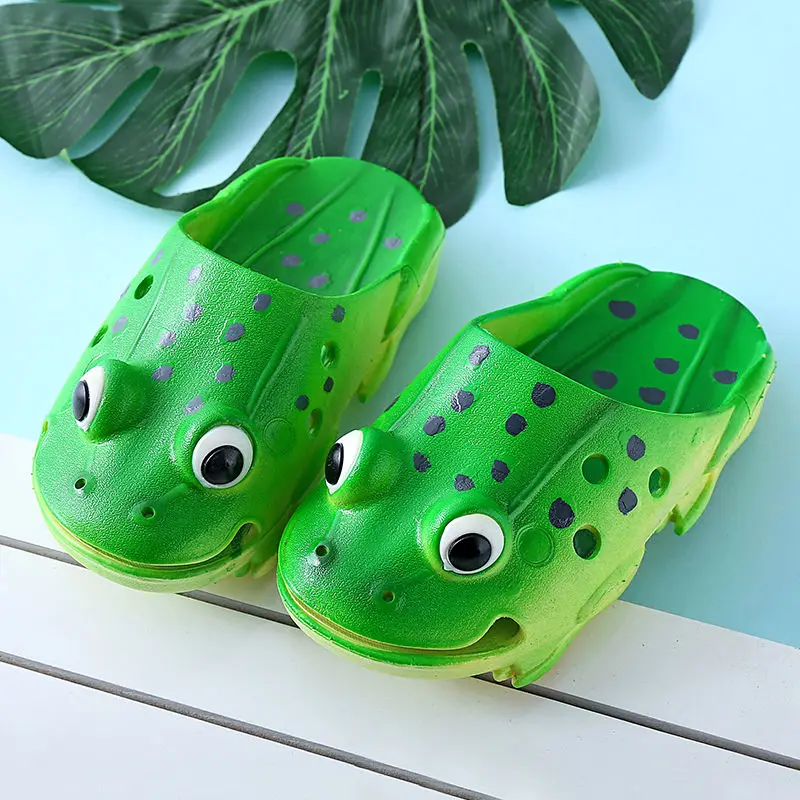 frog toe shoes