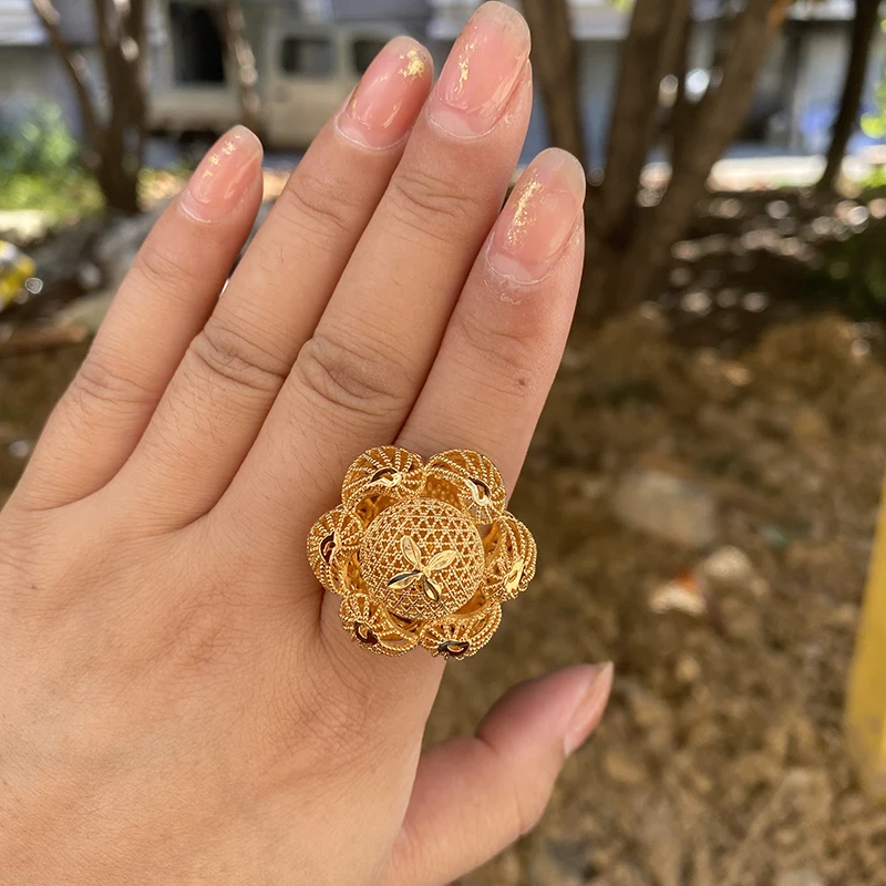 Cuttay Blossom Gold Umbrella Ring