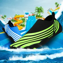 Флуоресцентный цвет унисекс ботинки для воды для мужчин женские сандалии для носки Босиком тонкие спортивные туфли для йоги спортивные Лоферы пляжная обувь для серфинга