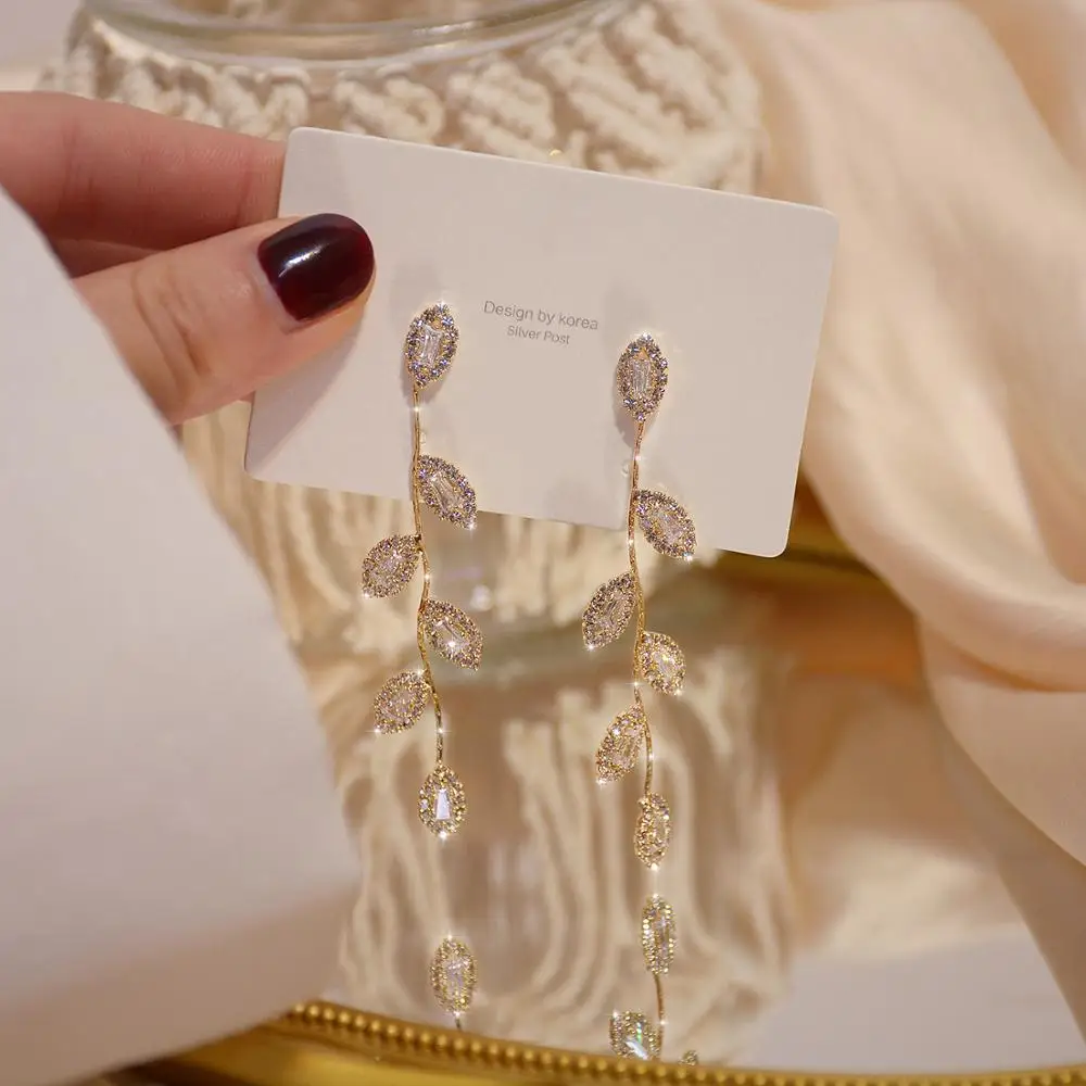 Hot sale luxury 14K real gold plated leaf long tassel earrings, exquisite micro-inlaid cubic zircon earrings, wedding jewelry