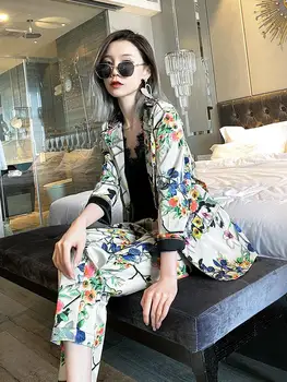 

Woman Suit 2020 New Fashion Printed Suit + Printed Nine-point Trousers 2 Piece Suit Female