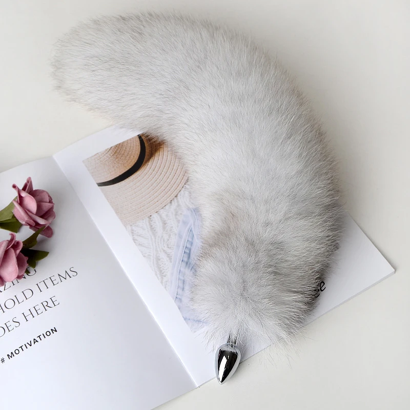 10881845691_1238408610