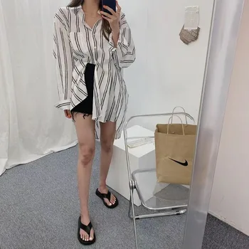 

South Korea Dongdaemun 2020 New Style Handsome Stripes Camisole + Cardigan Fashion White Casual Shirt