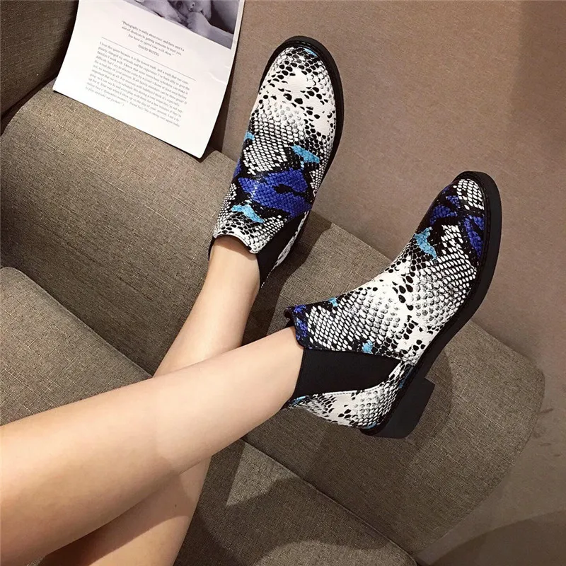 

Shoes Bootee Woman 2019 Round Toe Snake Print Women's Ankle Boots Low Heels booties Chelsea Booties Ladies Short Autumn Flat
