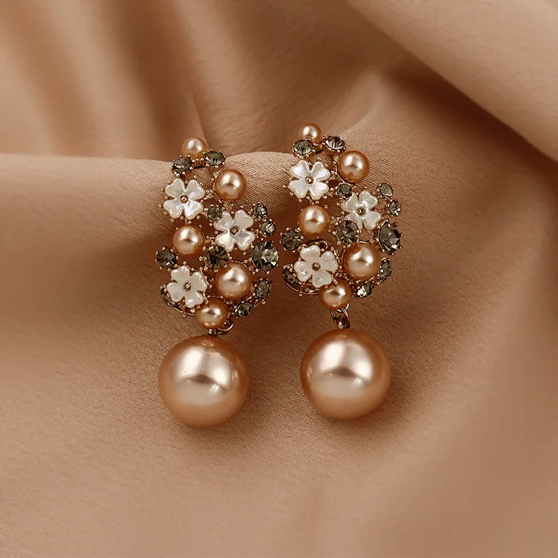 Simulated-pearl Vintage Geometric Simple Micro Inlaid Hollow Flower Pearl Women Dangle Earrings