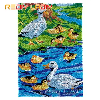 

Latch Hook Rug Duck Family Chunky Yarn Tapestry Kits Crocheting Cushion Mat DIY Carpet Rug Needlework Hobby & Crafts 58*87cm