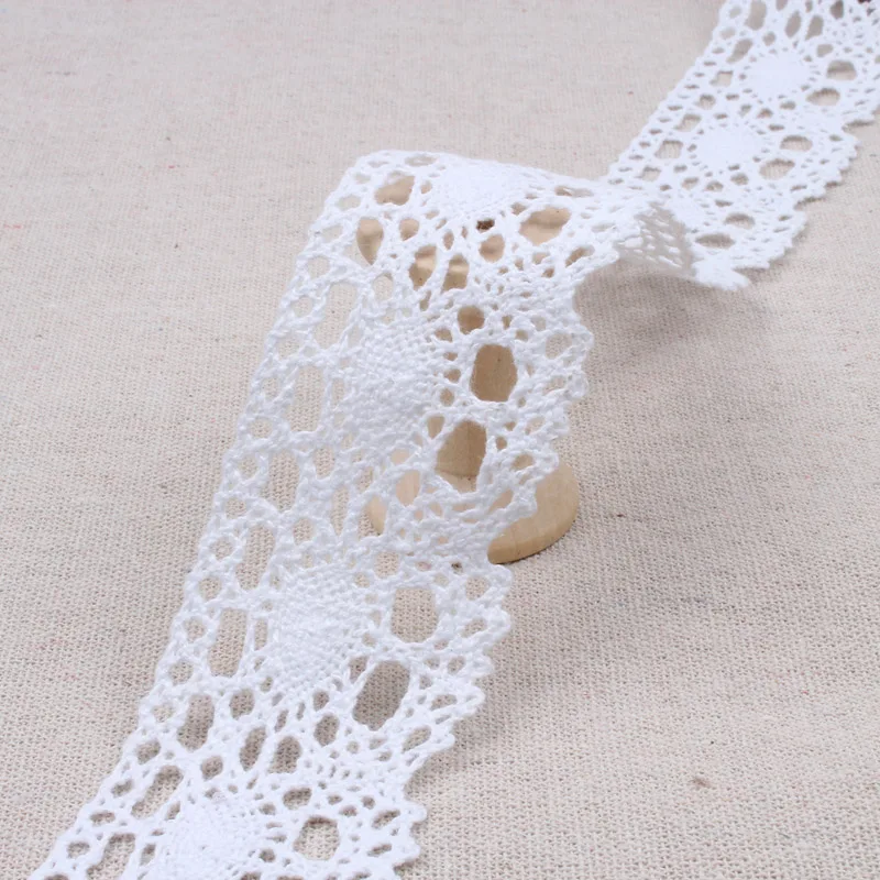 Description Picture 3 of item5yards/lot 4cm Hollow Beige Cotton Lace Trims Dress Sweater Clothes Edge Embellishment DIY Patchwork Handmade Sewing Craft
