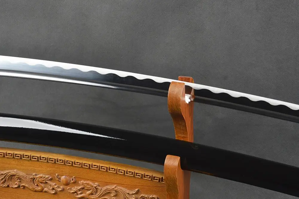 Preise Bushido handgemachte katanas schwerter katanas samurai japanische schwerter Sharp katana Metall handwerk legierung tsuba synthetische leder