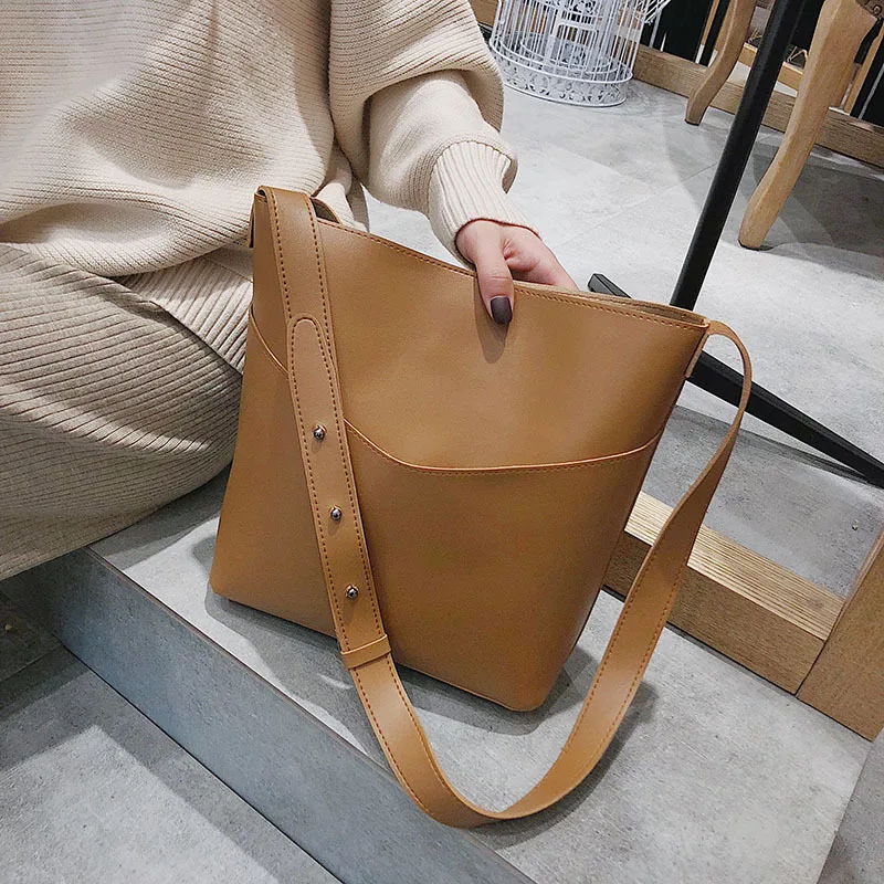 

Hong Kong Style Retro Shoulder Bag Women's 2019 New Style Versatile Broadband Bucket Bag Hand Shoulder Bag Different Size Bags L