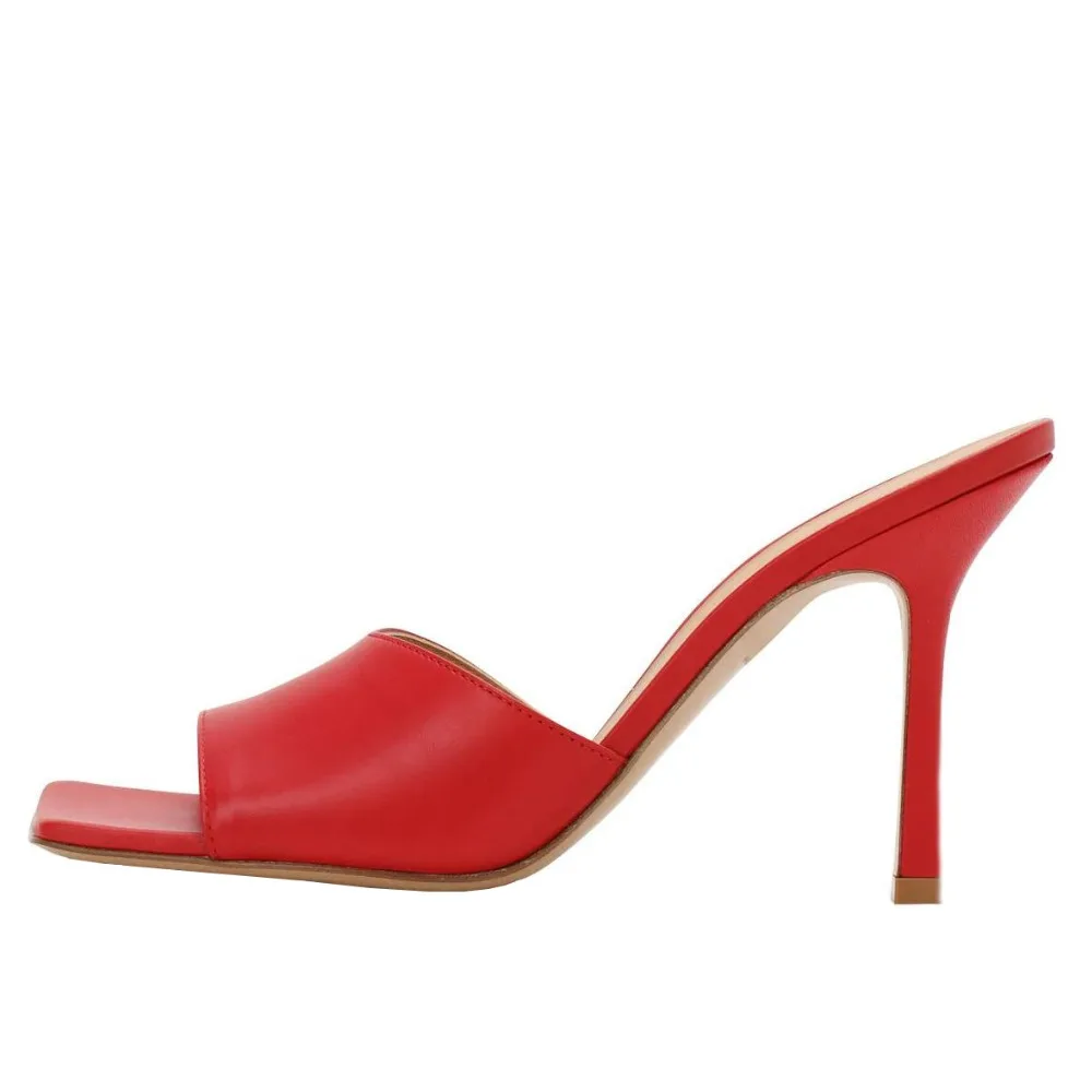 Square heels (4)