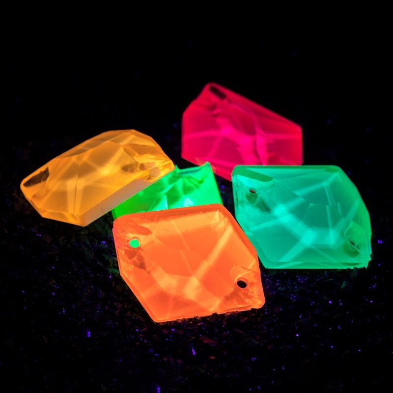 5 цветов яркие светящиеся космические неоновые, флуоресцентные K9 стеклянные кристаллы, стразы плоские задние пуговицы для шитья на изготовление одежды сценическая одежда