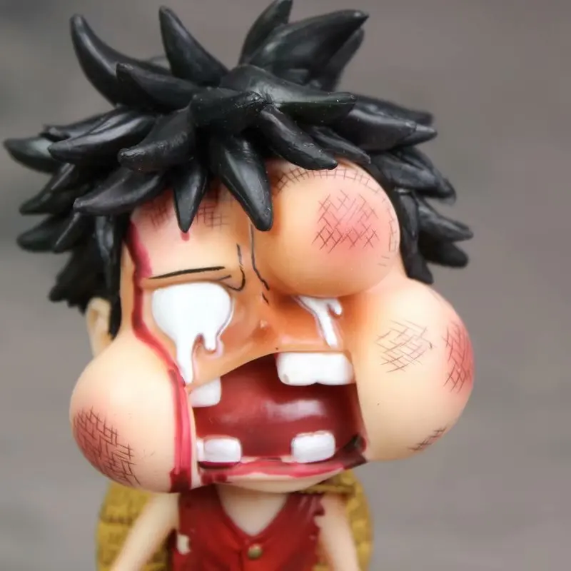 

One Piece Luffy/One Piece Straw Hat Boy Swollen Face Spanking Anime Peripheral Garage Kit Model Car Mounted Decoration