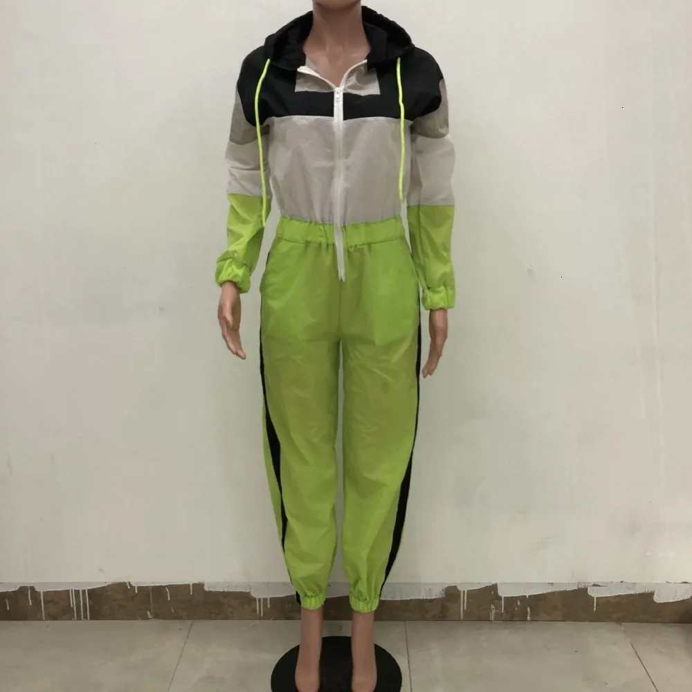 10175131408_1827132134