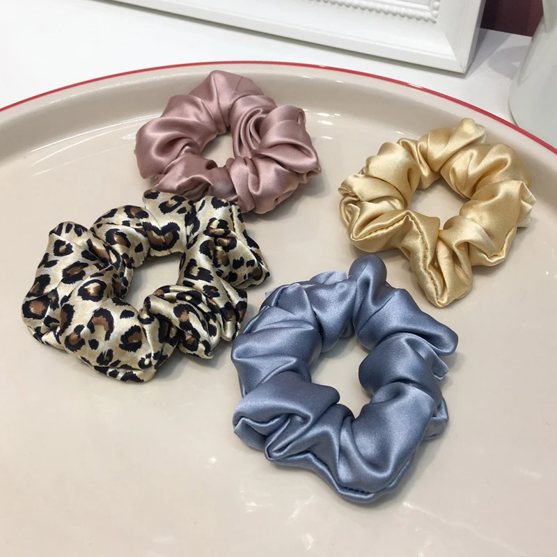 100% Pure Silk Hair Scrunchie Width 3.5cm Hair Ties Band Girls Ponytail Holder Luxurious Colors Sold by one pack of 3pcs claw hair clips