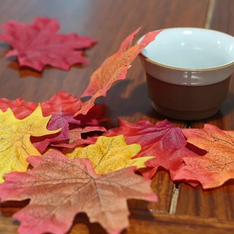 

100/200/300 Pcs Artificial Maple Leaves Simulation Decorative Silk Maple Leaves Fall Leaves For Home Wedding Party Decor Mixed