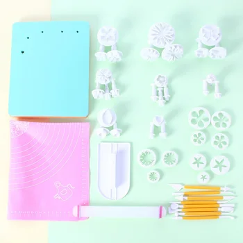 

48 pcs / set Sugar craft cake decoration tool set Fondant diver cutters cake tools Cookie Biscuit cake mold baking accessories