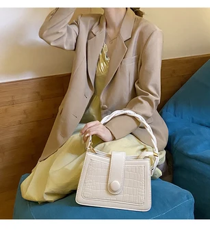 

Women's Handbag 2020 New Fashion Net Red Square Messenger Bag Non-mainstream Design Bag Shoulder Bag luxury Small Square Bag