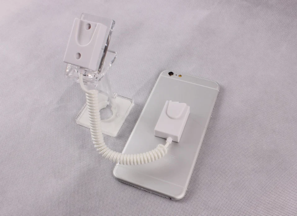 Retractable_cell_phone_display_holder