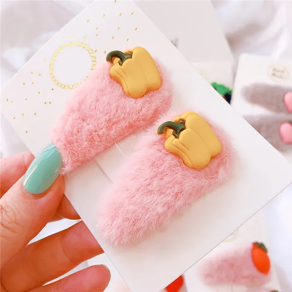 Pink 2 шт./компл. детские заколки для волос фрукты овощи Пушистый Плюшевый заколка для волос для девочек подарок на день рождения наряды Аксессуары для волос реквизит для фотографий - Цвет: Pink
