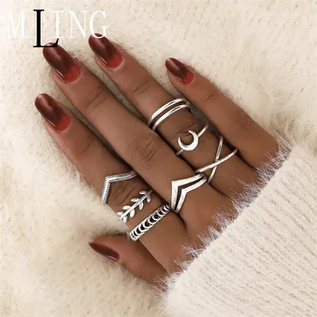 

MLING 7 Pcs/Set Vintage Alloy Ring Bohemian Moon Cross Leaves Wave Moon Ring Set for Women