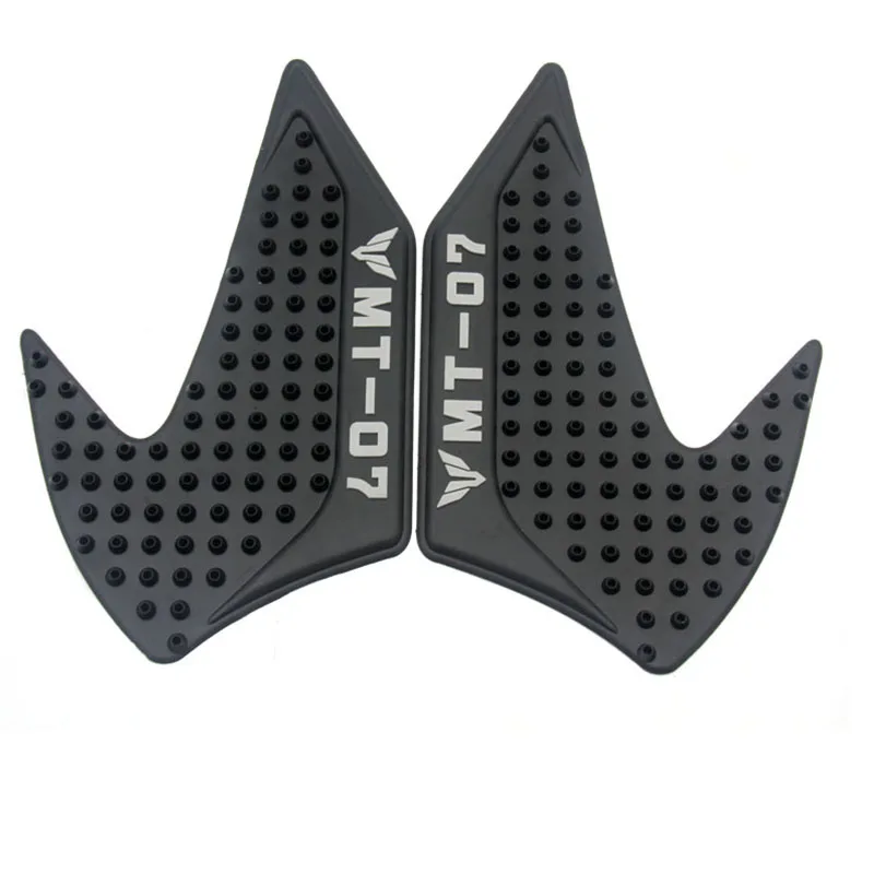 Рисунок 2 - Сцепляющая накладка на бак мотоцикла