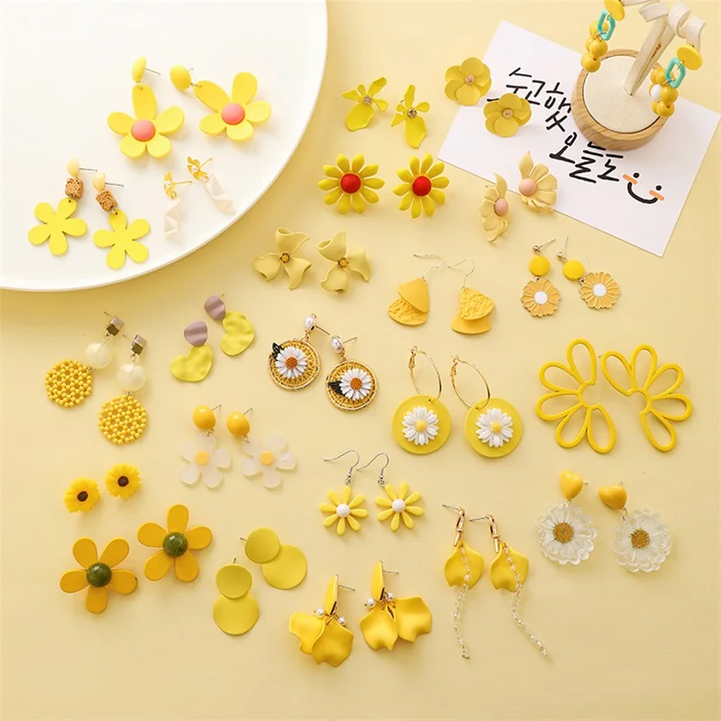 

Sweet temperament Yellow Daisy Flowers Acrylic Earrings Korean Fashion Fresh Geometric round long pendants women summer jewelry