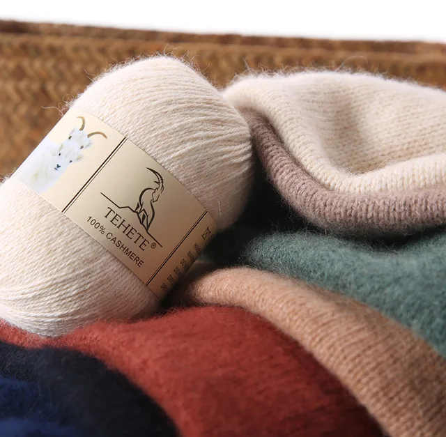 TEHETE 100% Merino Wool Yarn for Knitting 3-Ply Luxury Warm Soft  Lightweight Blue Crochet Yarn (Star Blue)