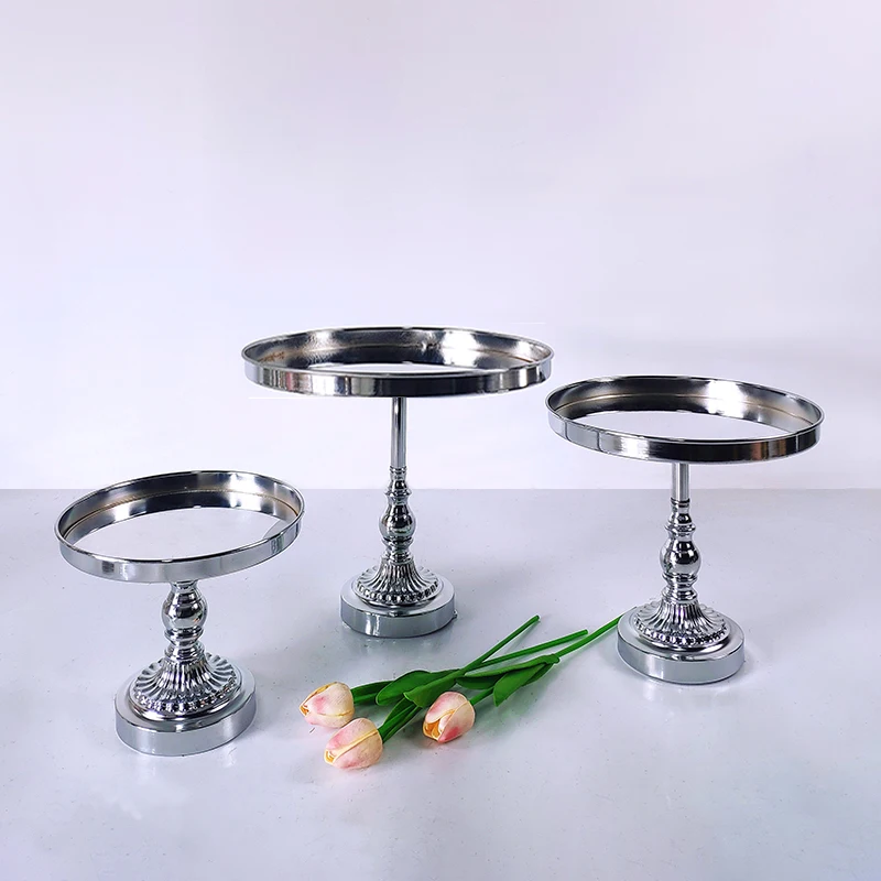 Plat à gâteaux sur pied damla 32 cm Couleur transparent / cristal Table Passion | La Redoute