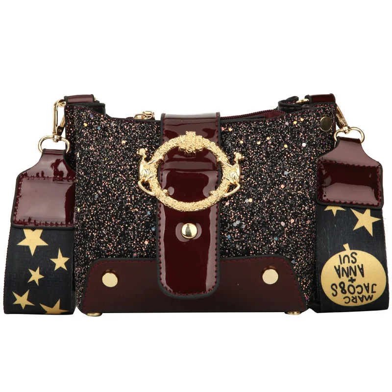 

Net red bag female 2019 new Korean fashion sequins wide shoulder strap small square bag ins casual shoulder Messenger bag ocean wild sequins starry chain bag shoulder Messenger bag